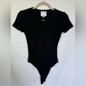 Privacy Please Black Ribbed Button Front Short Sleeve Bodysuit XS